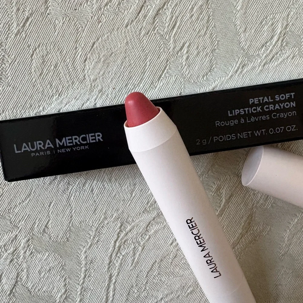 laura mercier Petal Soft Lipstick Lip Crayon in 323 Maia BNIB